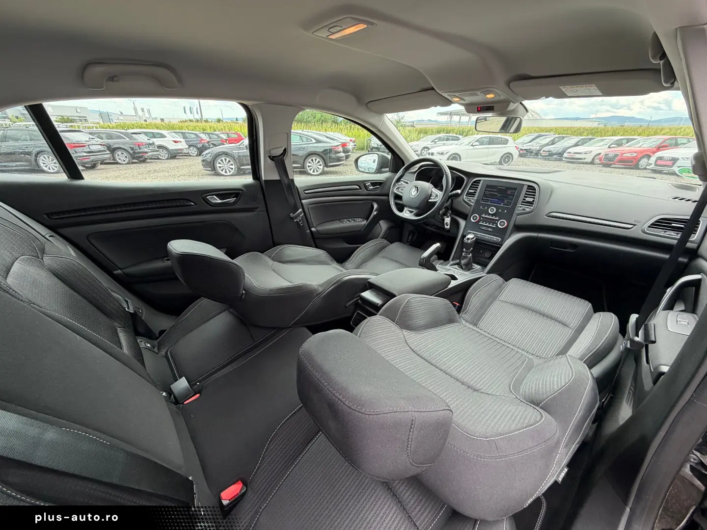 RENAULT MEGANE    1.2 TCe    CEASURI DIGITALE    DUBLU CLIMA