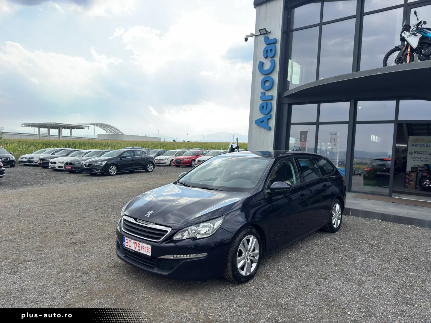 PEUGEOT 308    1.6 Blue-HDi    NAVIGATIE    DUBLU CLIMA