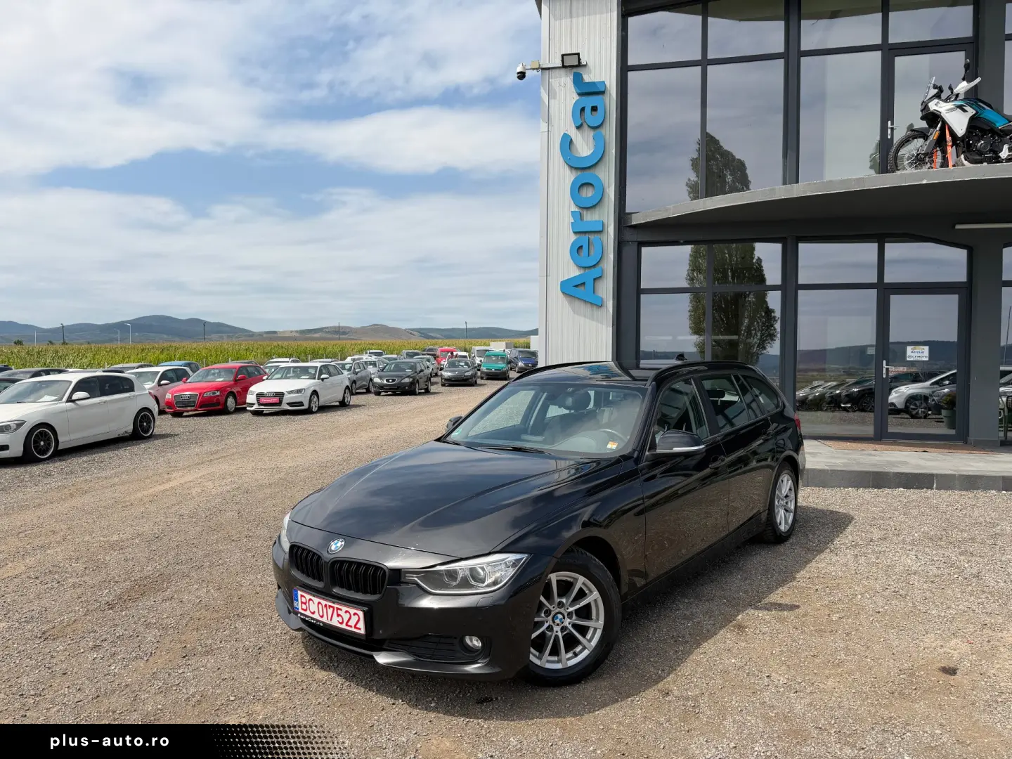 BMW 318d    NAVI    DUBLU CLIMA    EURO 5