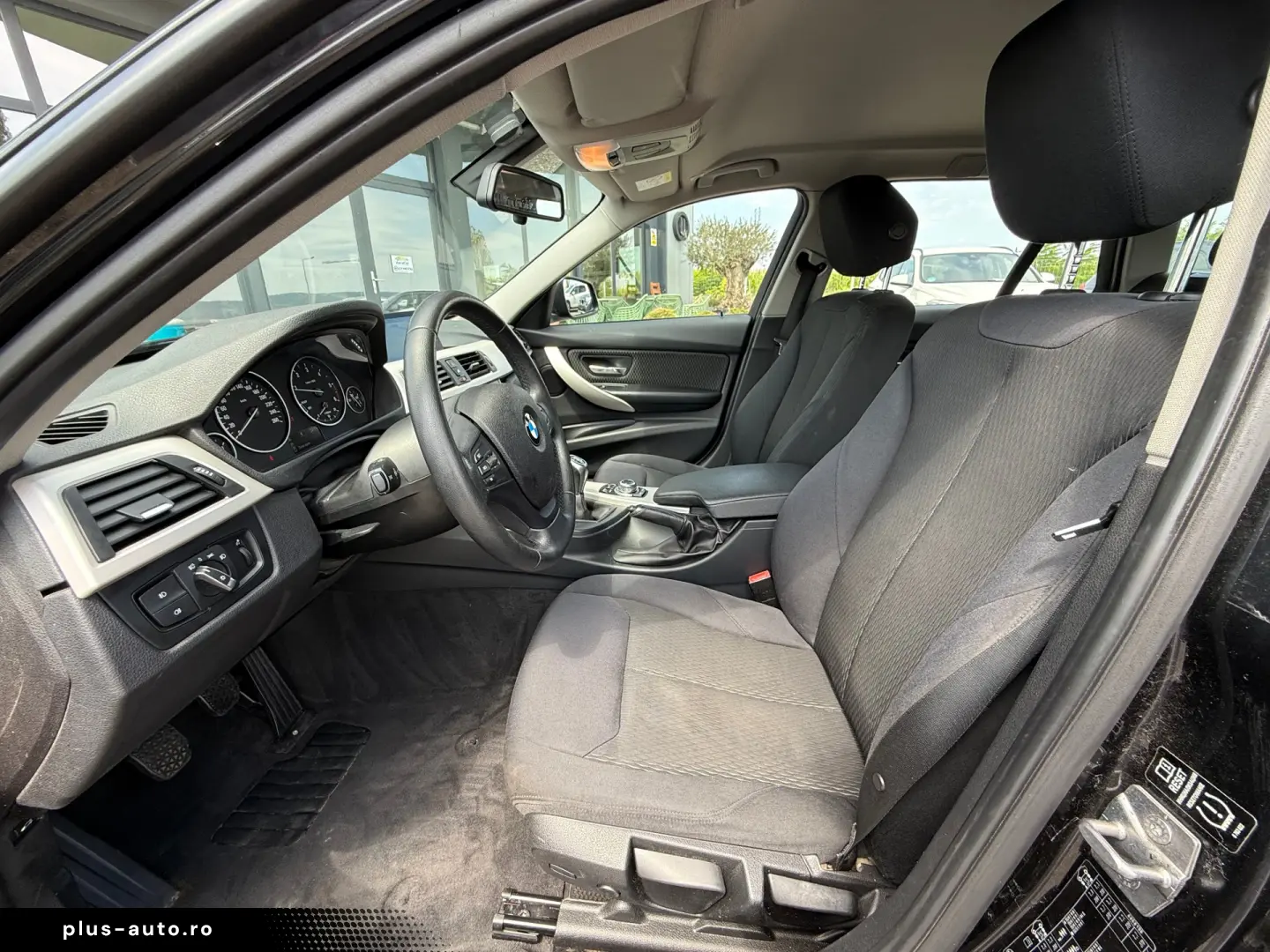 BMW 318d    NAVI    DUBLU CLIMA    EURO 5
