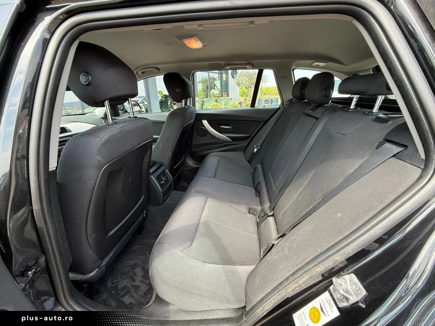 BMW 318d    NAVI    DUBLU CLIMA    EURO 5