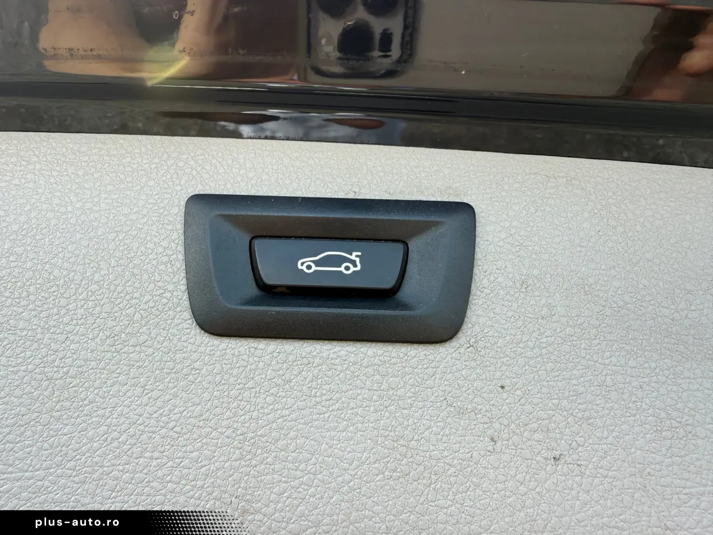 BMW 318d    NAVI    DUBLU CLIMA    EURO 5