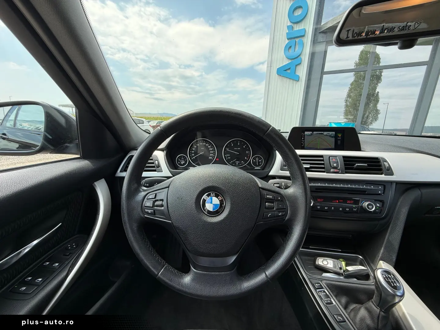BMW 318d    NAVI    DUBLU CLIMA    EURO 5