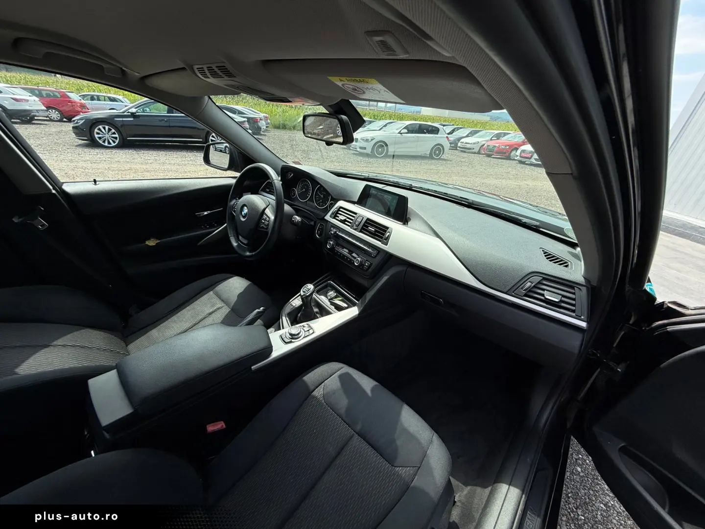 BMW 318d    NAVI    DUBLU CLIMA    EURO 5