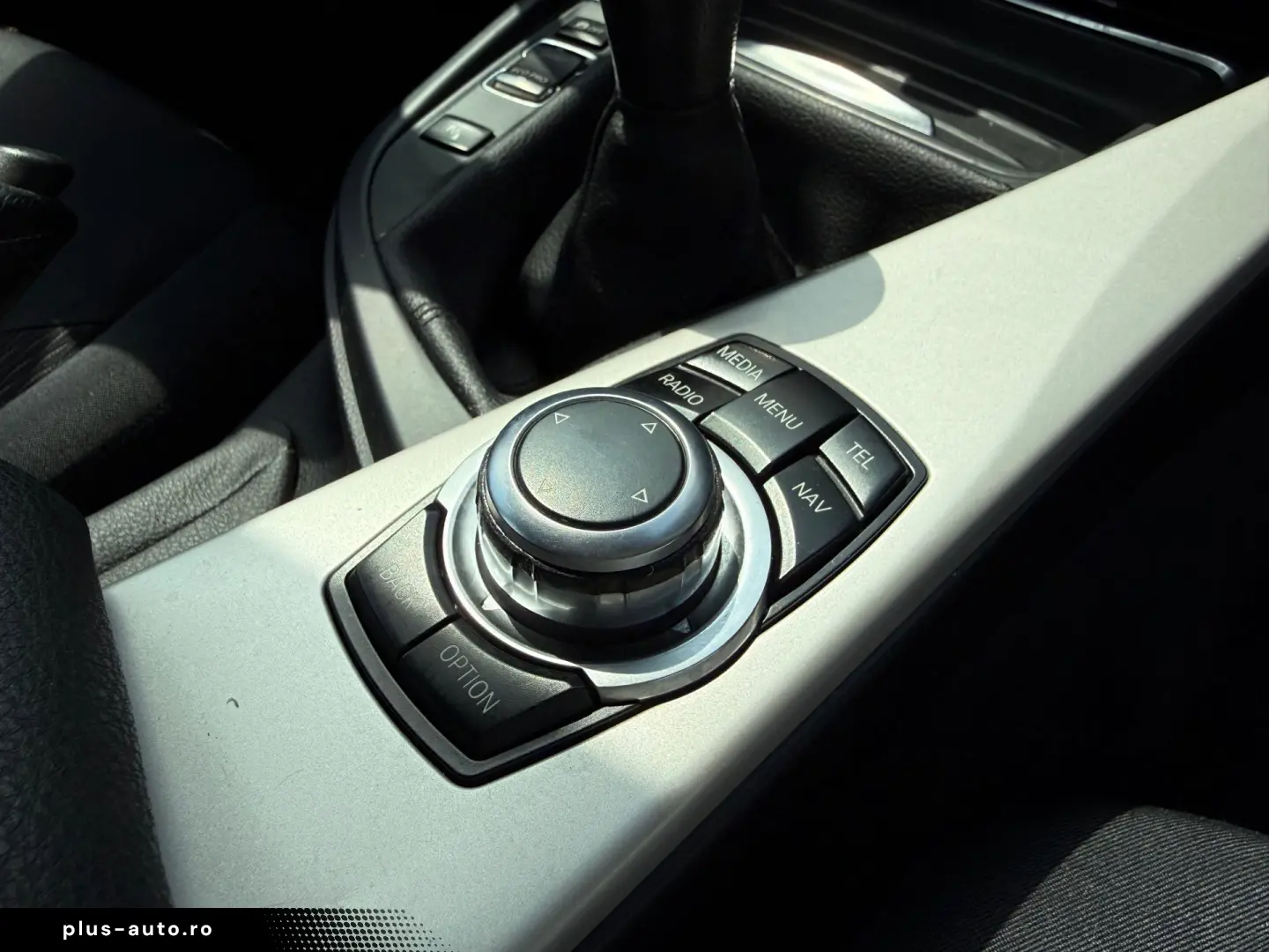 BMW 318d    NAVI    DUBLU CLIMA    EURO 5