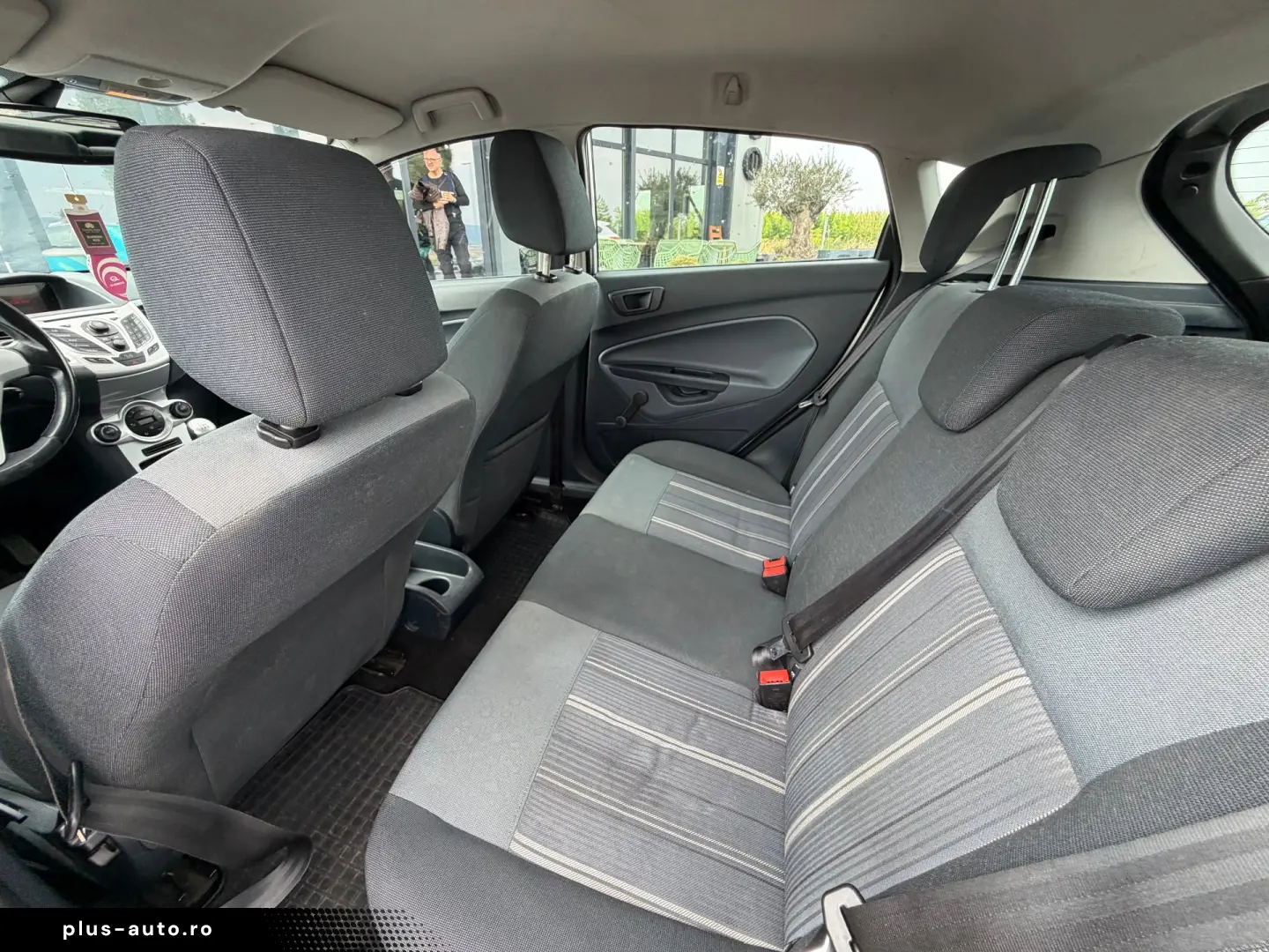 FORD FIESTA    1.25i    AER CONDITIONAT