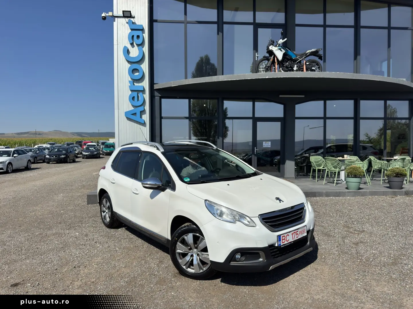 PEUGEOT 2008    1.6 e-HDi    NAVIGATIE    DUBLU CLIMA