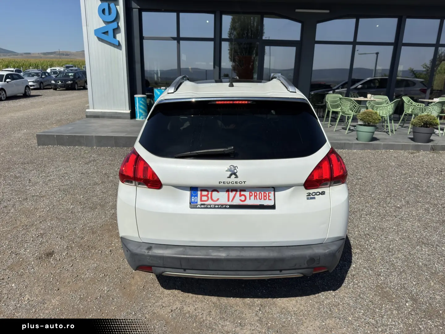 PEUGEOT 2008    1.6 e-HDi    NAVIGATIE    DUBLU CLIMA