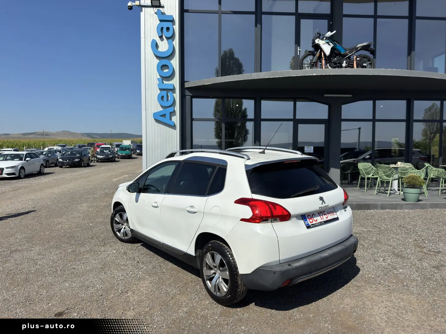 PEUGEOT 2008    1.6 e-HDi    NAVIGATIE    DUBLU CLIMA