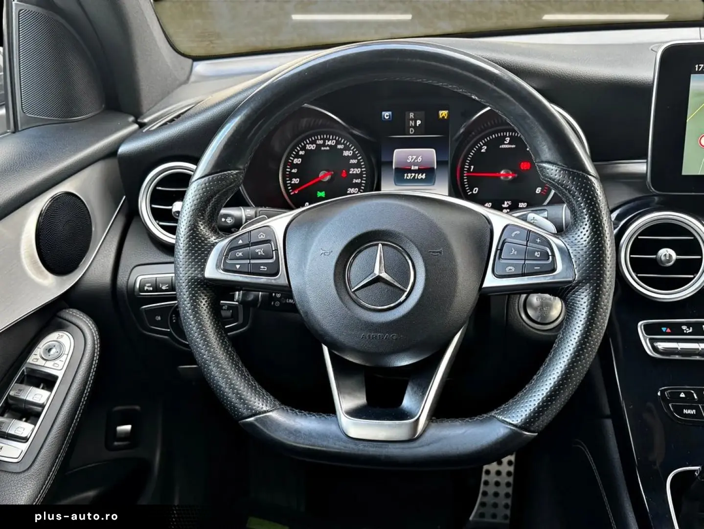 MERCEDES-BENZ GLC 2016 — imagine 9