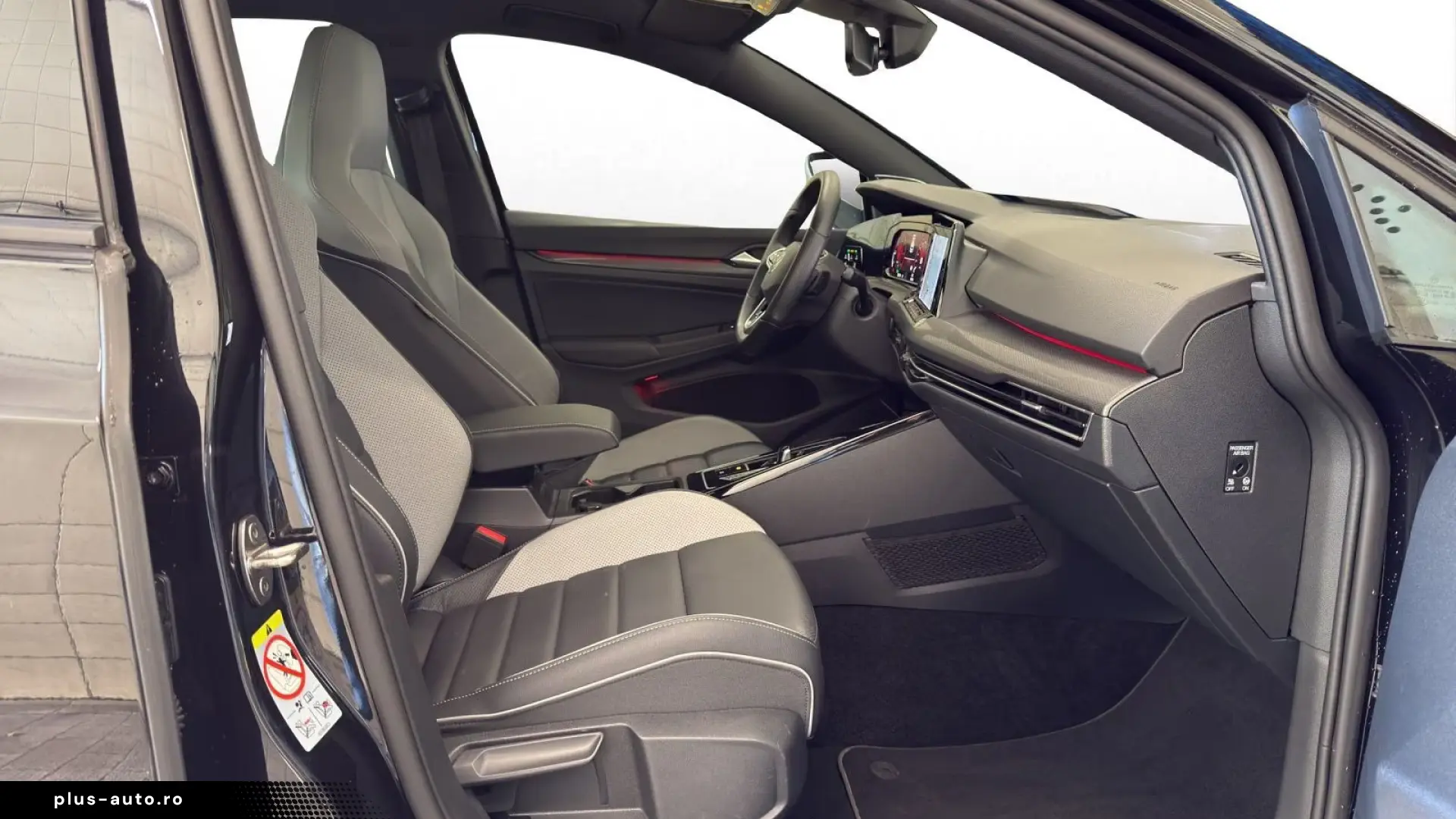Volkswagen Golf GTD 2.0 DSG  NAVI BLACKSTYLE PANO