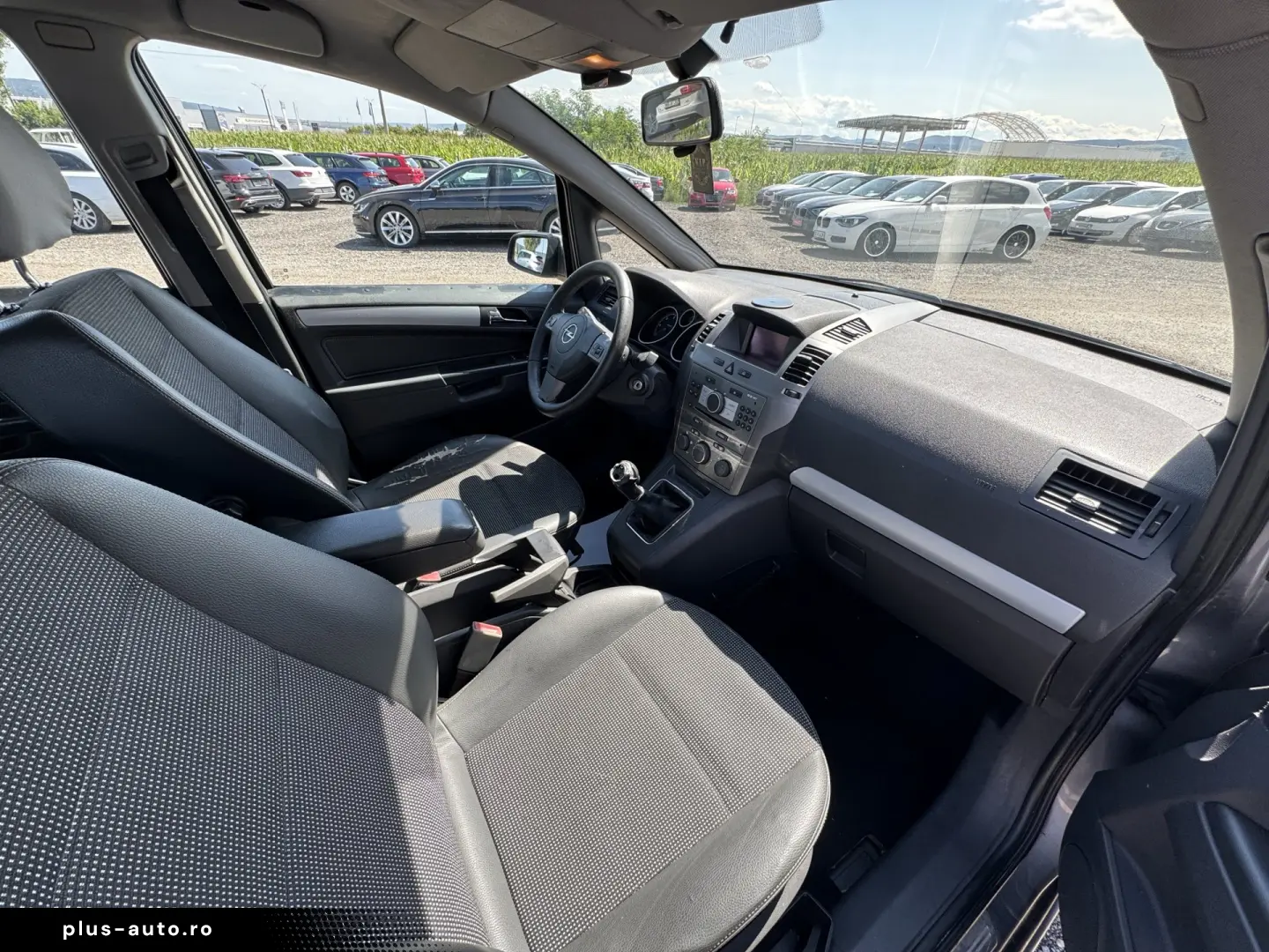 OPEL ZAFIRA    1.9 CDTI    7 LOCURI    AER CONDITIONAT