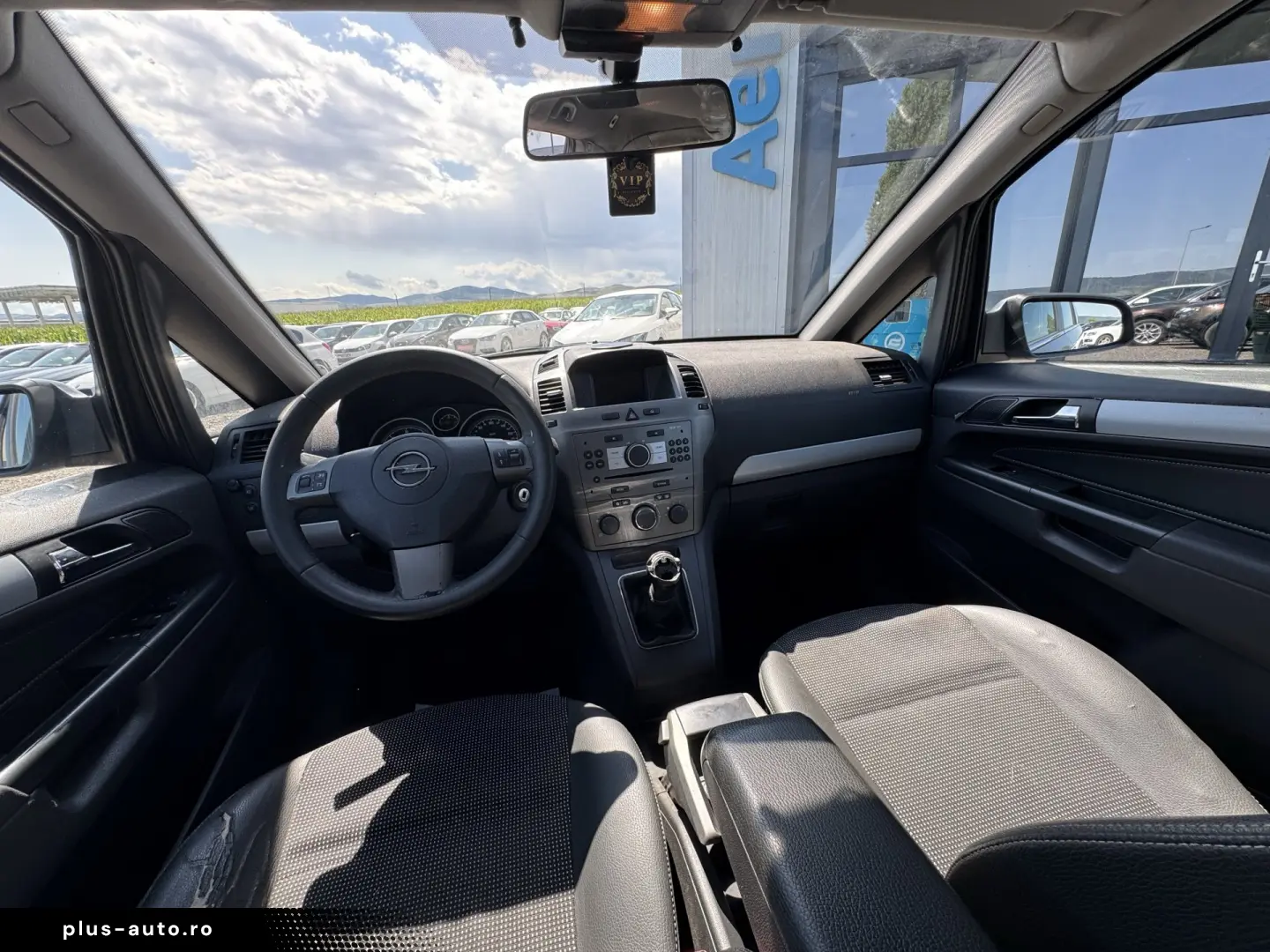 OPEL ZAFIRA    1.9 CDTI    7 LOCURI    AER CONDITIONAT