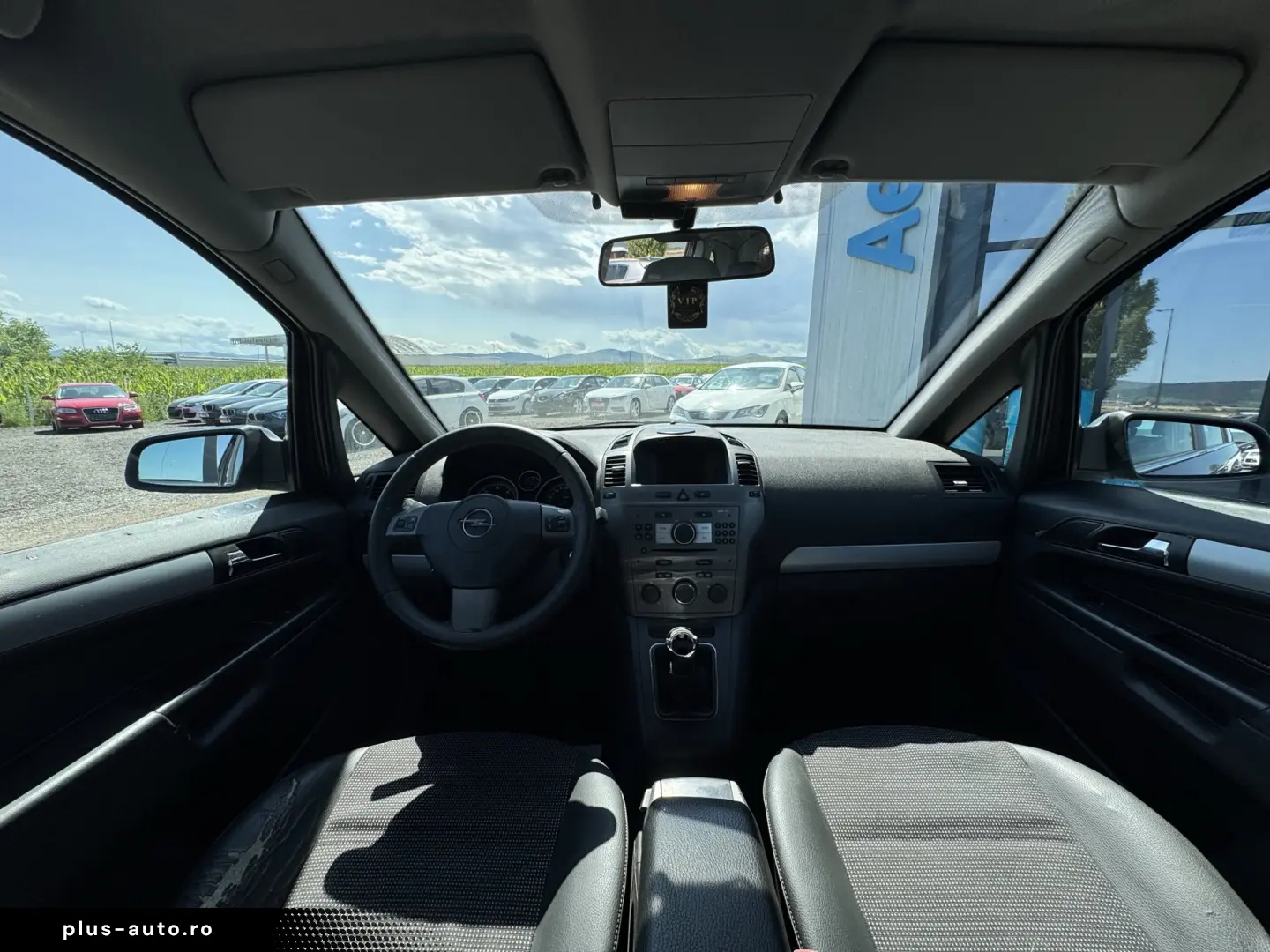 OPEL ZAFIRA    1.9 CDTI    7 LOCURI    AER CONDITIONAT