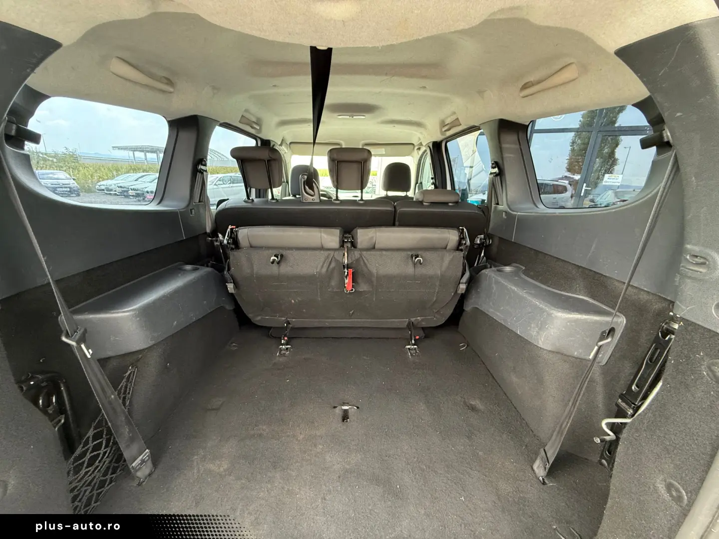 DACIA LODGY    1.2 TCe    7 LOCURI    AER CONDITIONAT