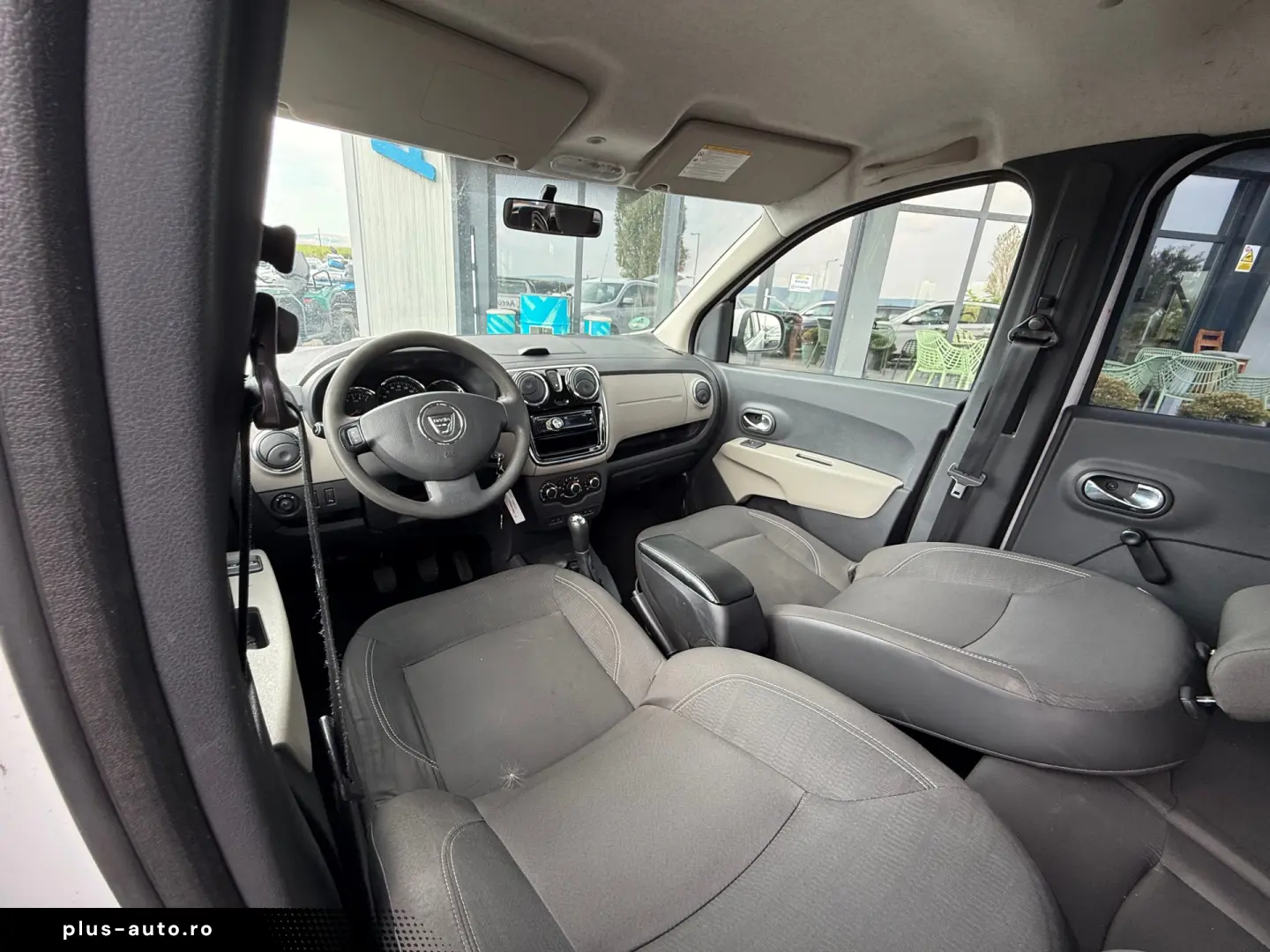 DACIA LODGY    1.2 TCe    7 LOCURI    AER CONDITIONAT