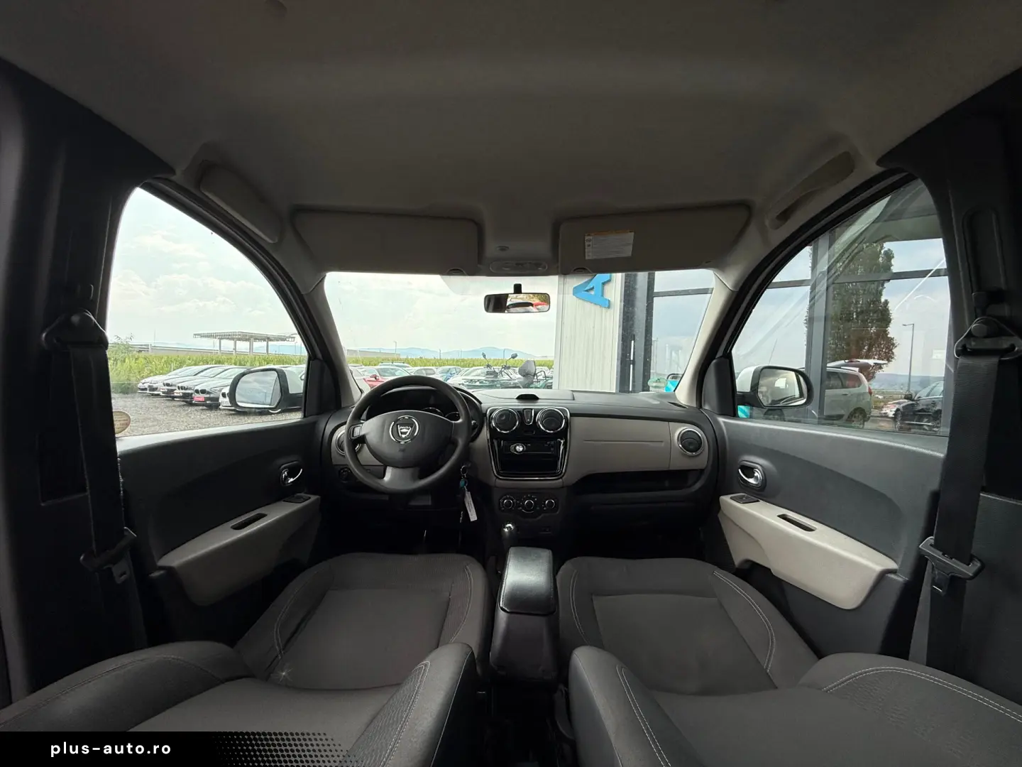 DACIA LODGY    1.2 TCe    7 LOCURI    AER CONDITIONAT
