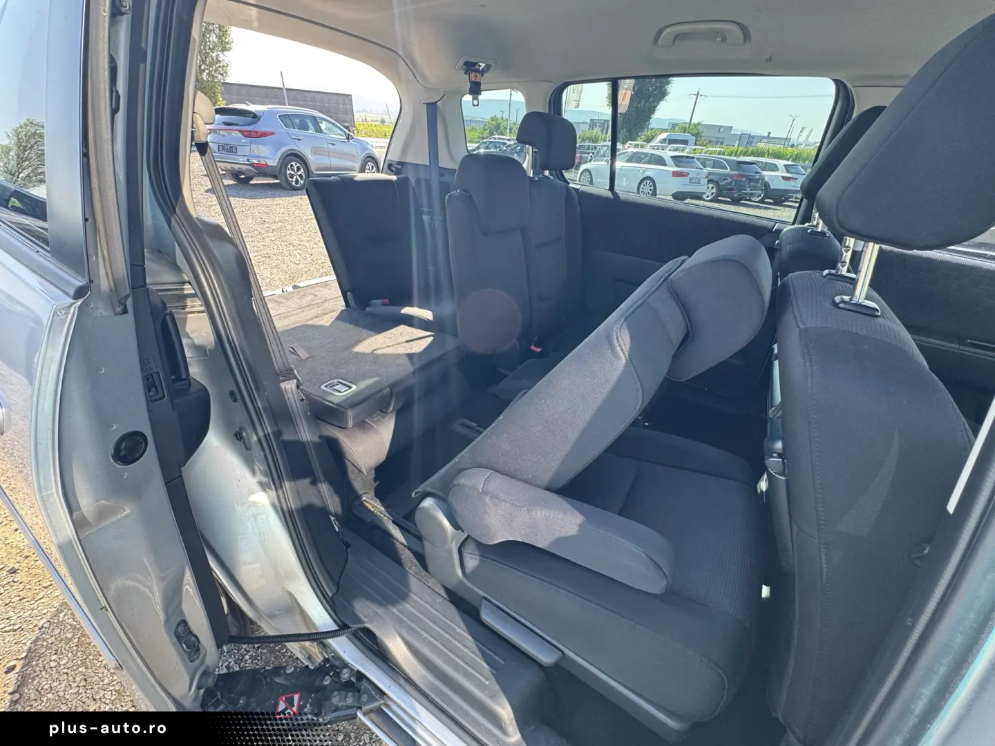 MAZDA 5    2.0d    7 LOCURI    AC