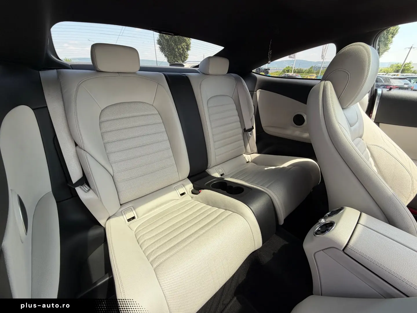 MERCEDES-BENZ C250d COUPE    AMG LINE    PANORAMIC    205 CP
