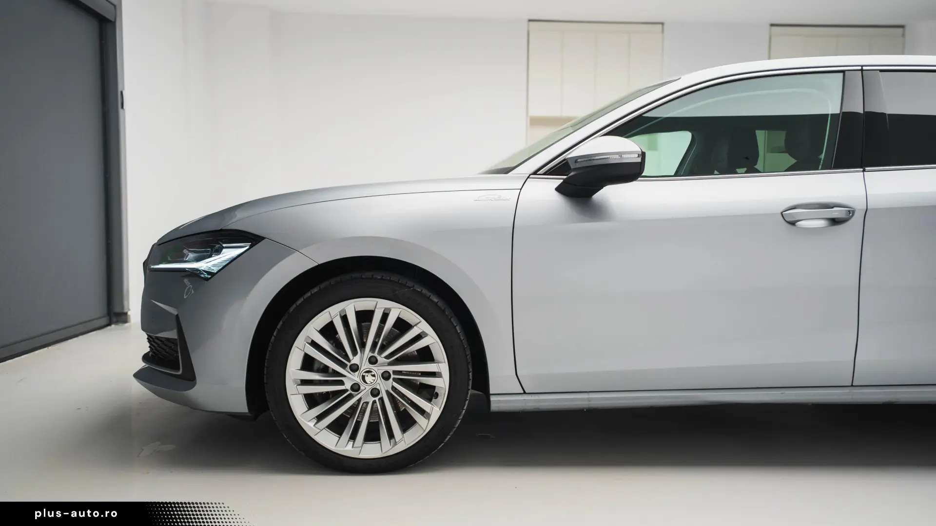 SKODA SUPERB Laurin & Klement  MY2025  194 CP  A T  4x4