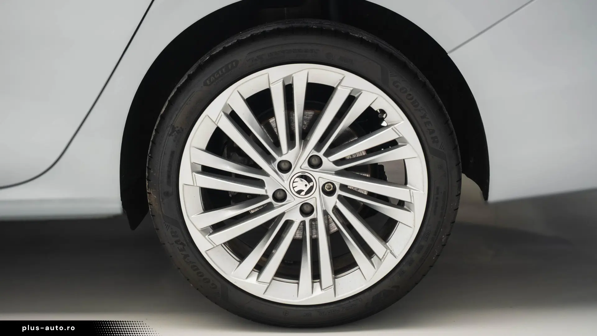 SKODA SUPERB Laurin & Klement  MY2025  194 CP  A T  4x4