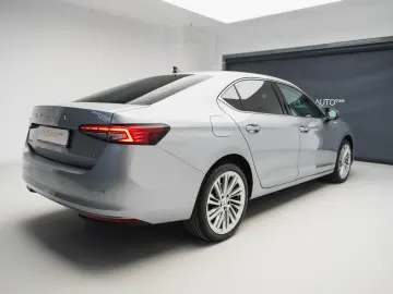 SKODA SUPERB Laurin & Klement  MY2025  194 CP  A T  4x4