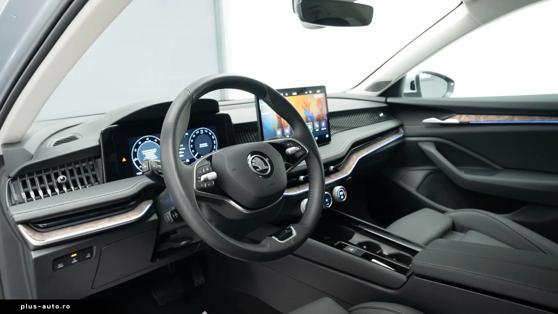 SKODA SUPERB Laurin & Klement  MY2025  194 CP  A T  4x4
