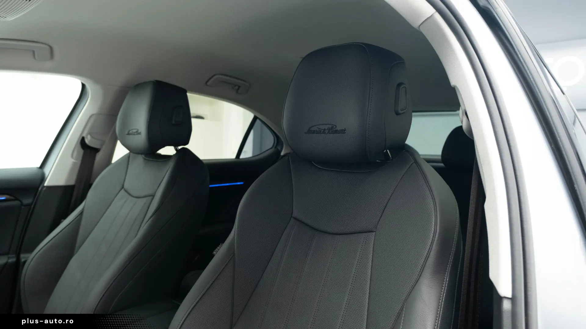SKODA SUPERB Laurin & Klement  MY2025  194 CP  A T  4x4