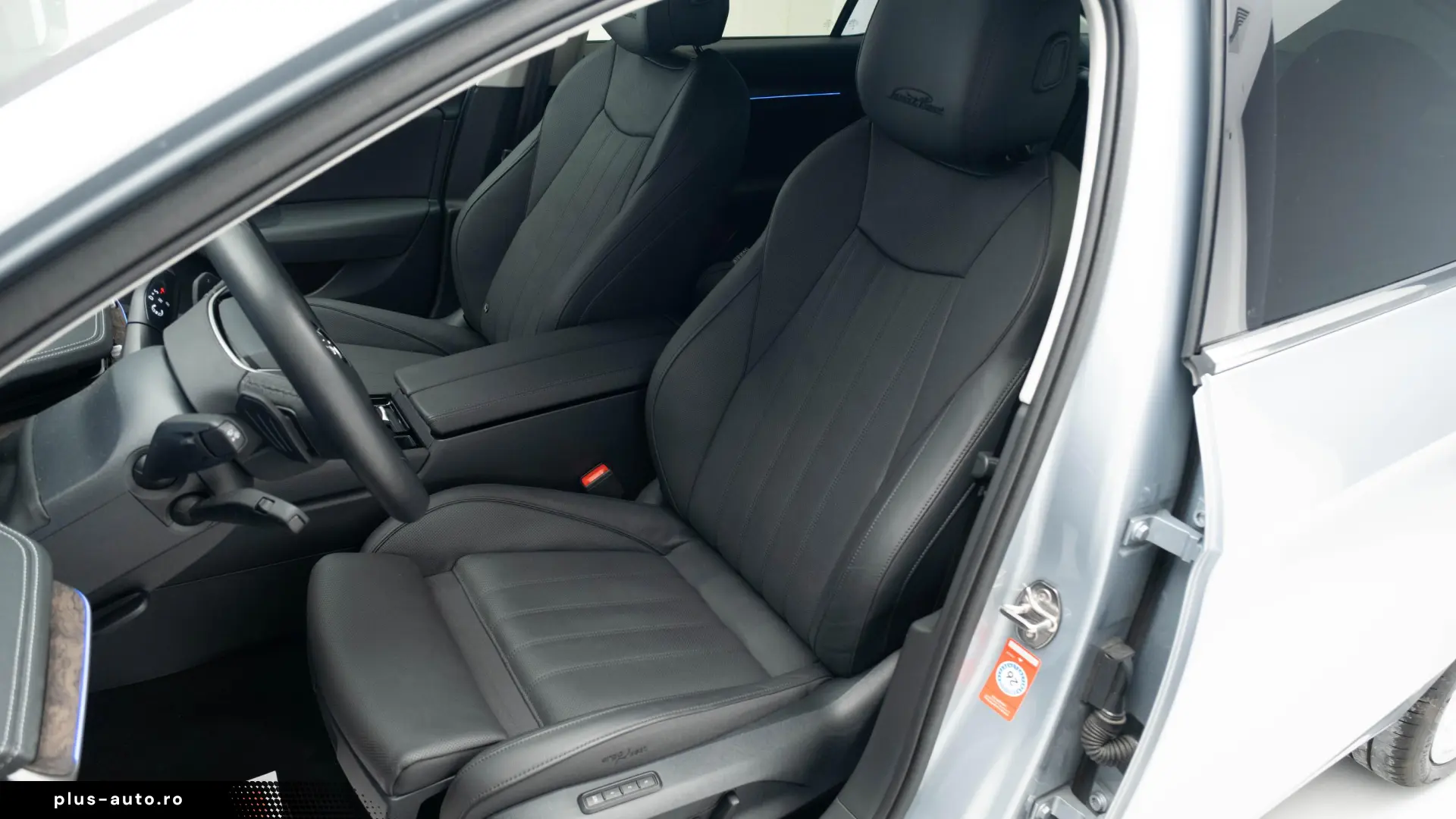 SKODA SUPERB Laurin & Klement  MY2025  194 CP  A T  4x4