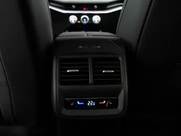 SKODA SUPERB Laurin & Klement  MY2025  194 CP  A T  4x4