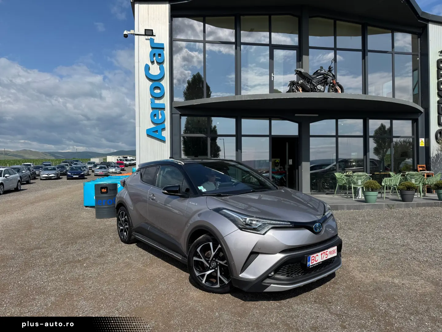 TOYOTA CHR    1.8 HYBRID    LED    JBL