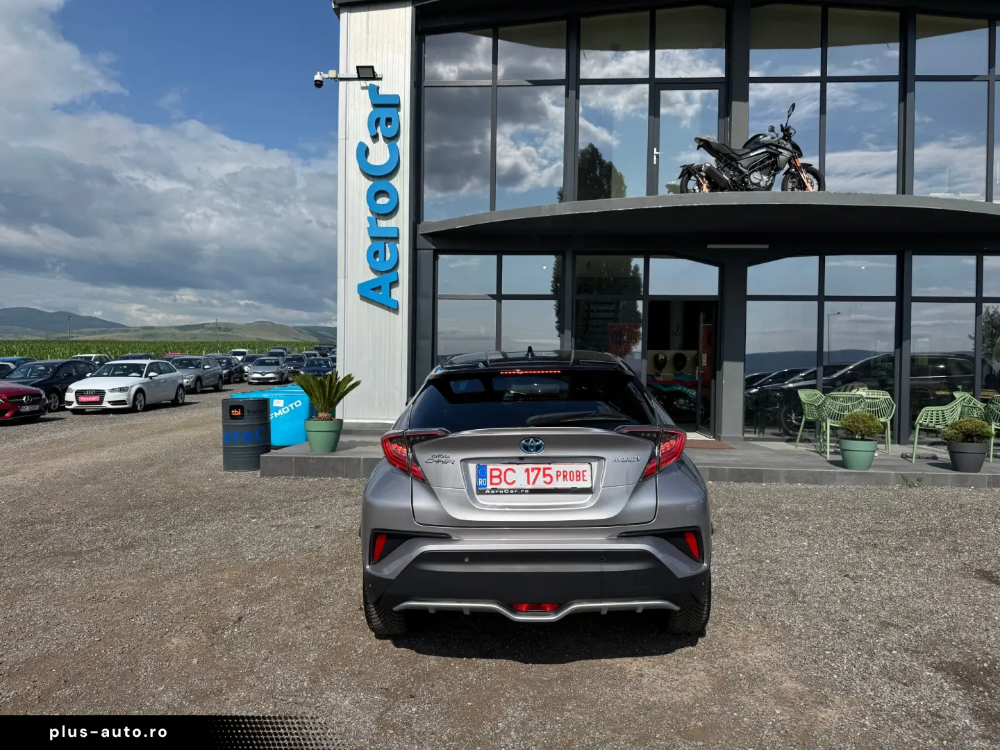TOYOTA CHR    1.8 HYBRID    LED    JBL