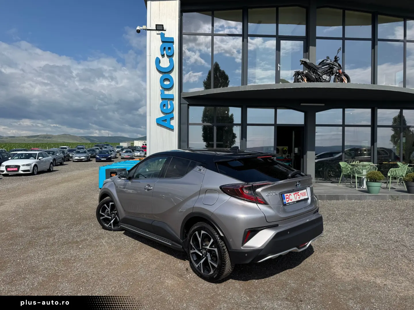TOYOTA CHR    1.8 HYBRID    LED    JBL