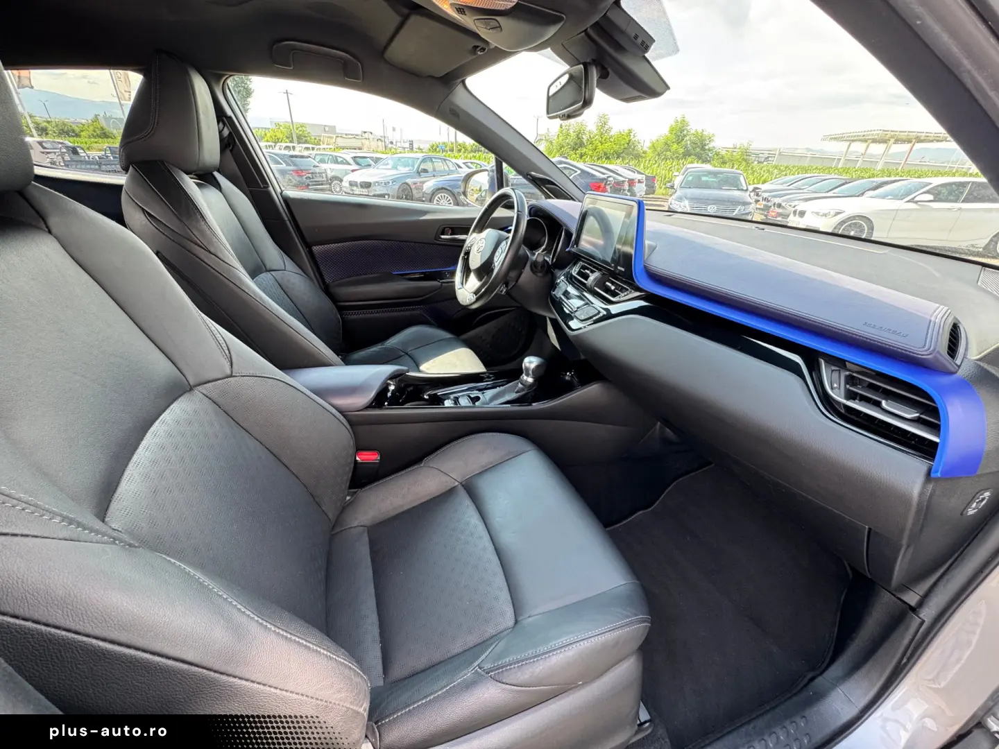 TOYOTA CHR    1.8 HYBRID    LED    JBL