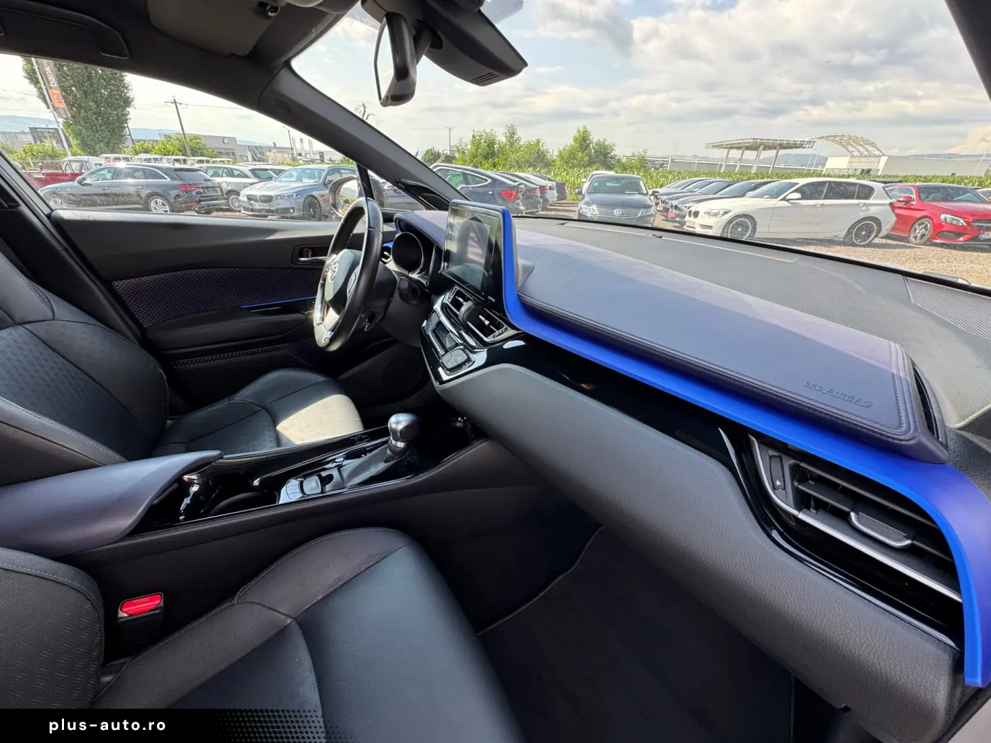 TOYOTA CHR    1.8 HYBRID    LED    JBL