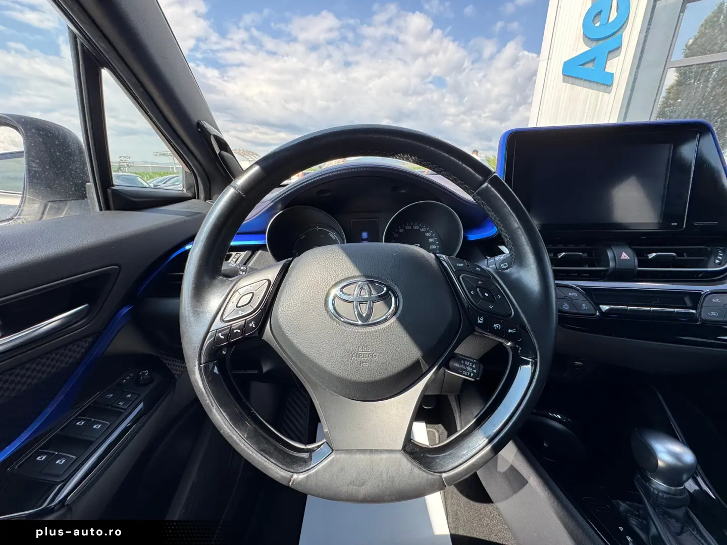 TOYOTA CHR    1.8 HYBRID    LED    JBL