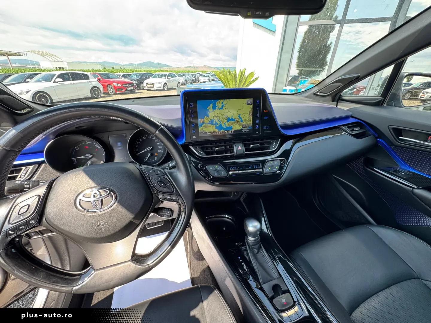 TOYOTA CHR    1.8 HYBRID    LED    JBL