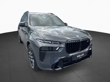 BMW X7 M60i xD M SPORT PRO 6-Sitz Sky Sthz B W AHK