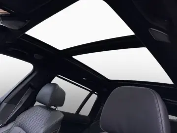 BMW X7 M60i xD M SPORT PRO 6-Sitz Sky Sthz B W AHK