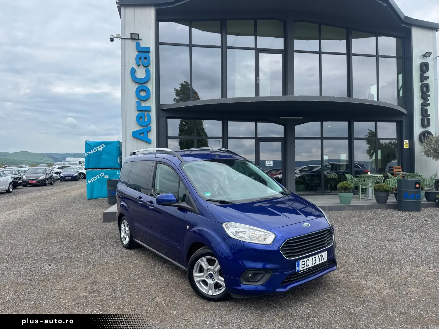 FORD TOURNEO COURIER