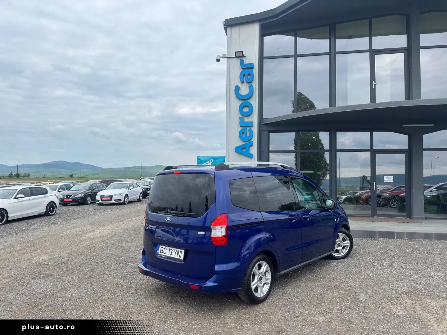 FORD TOURNEO COURIER