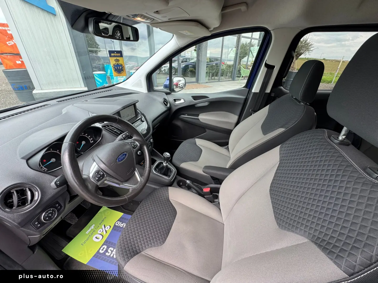 FORD TOURNEO COURIER