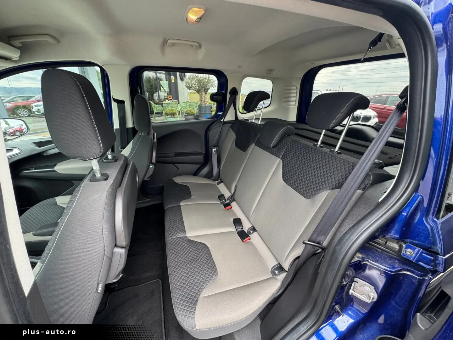 FORD TOURNEO COURIER