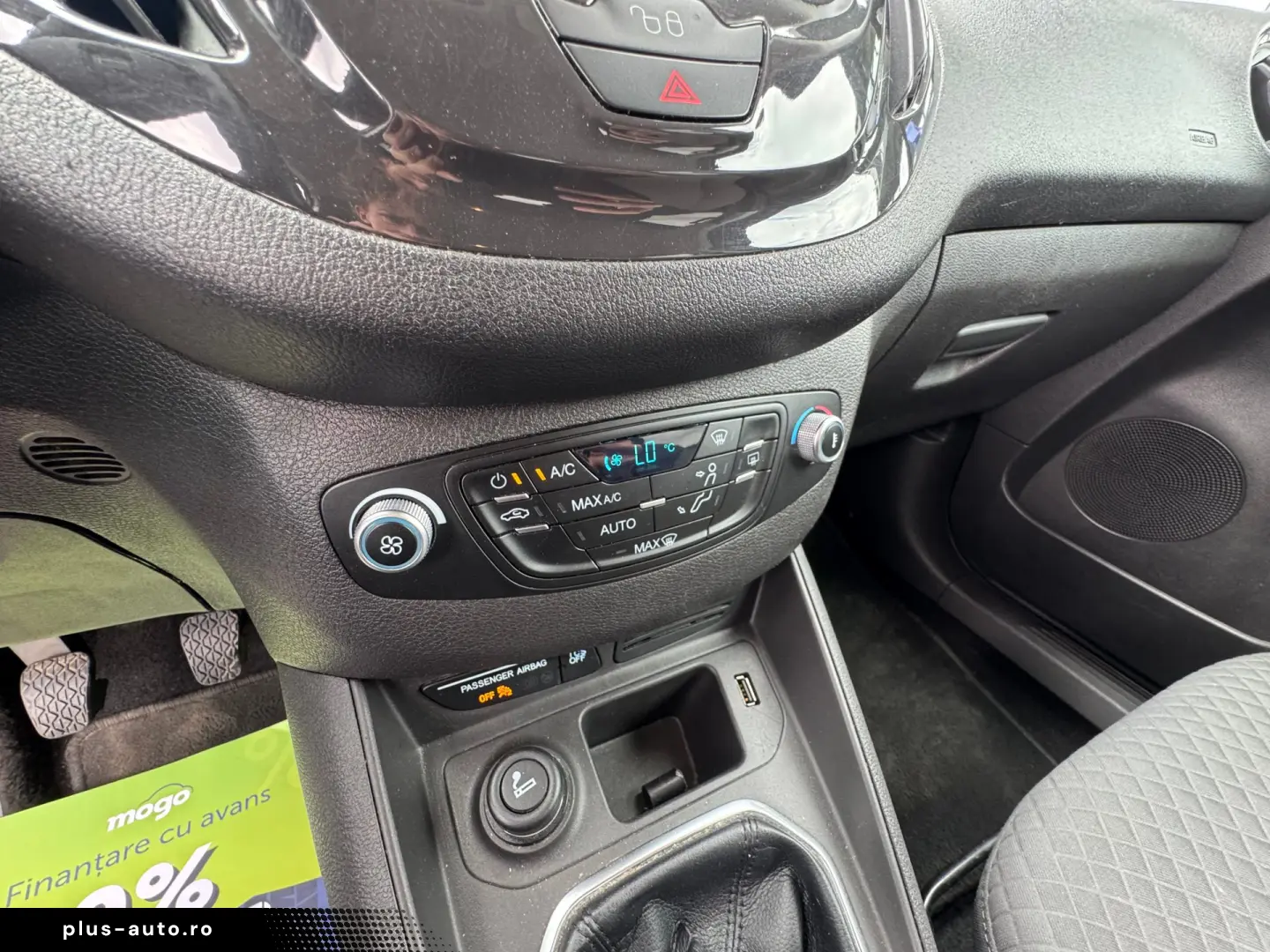 FORD TOURNEO COURIER