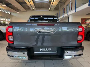 TOYOTA DOUBLE CAB EXECUTIVE-AUT-KAMERA-LED-RADAR-36.895