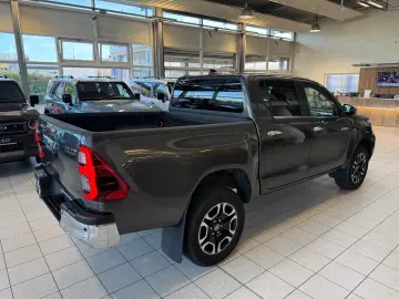 TOYOTA DOUBLE CAB EXECUTIVE-AUT-KAMERA-LED-RADAR-36.895