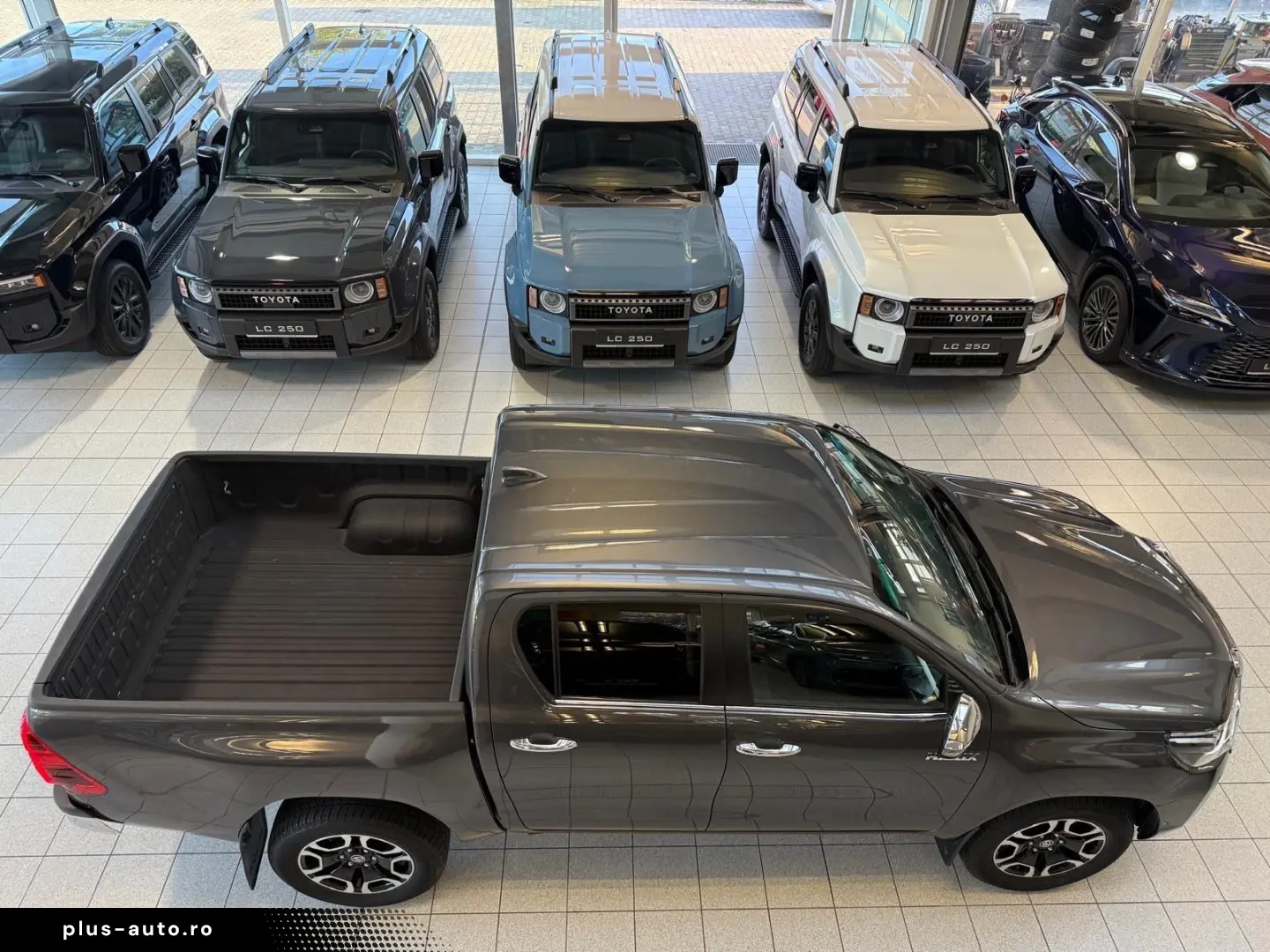 TOYOTA DOUBLE CAB EXECUTIVE-AUT-KAMERA-LED-RADAR-36.895