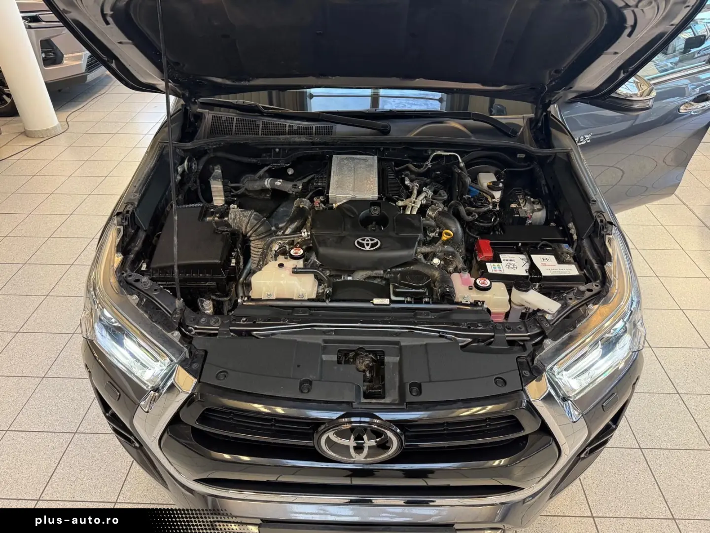 TOYOTA DOUBLE CAB EXECUTIVE-AUT-KAMERA-LED-RADAR-36.895