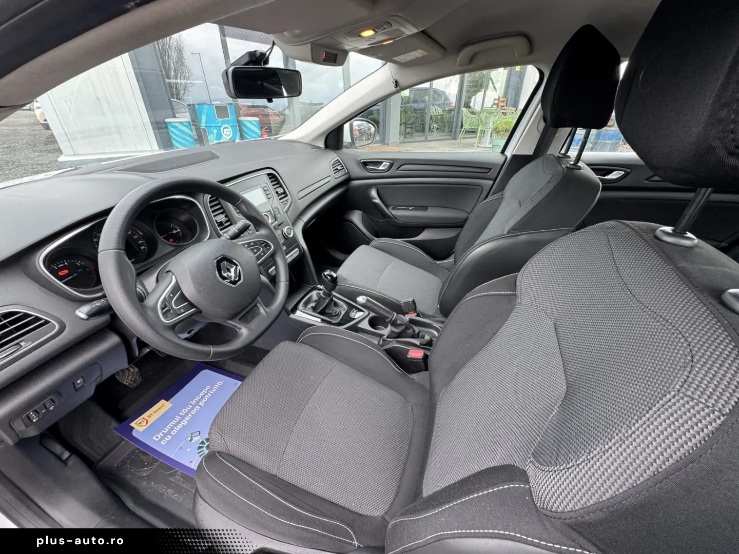 RENAULT MEGANE    1.2 TCe    130 CP    NAVIGATIE