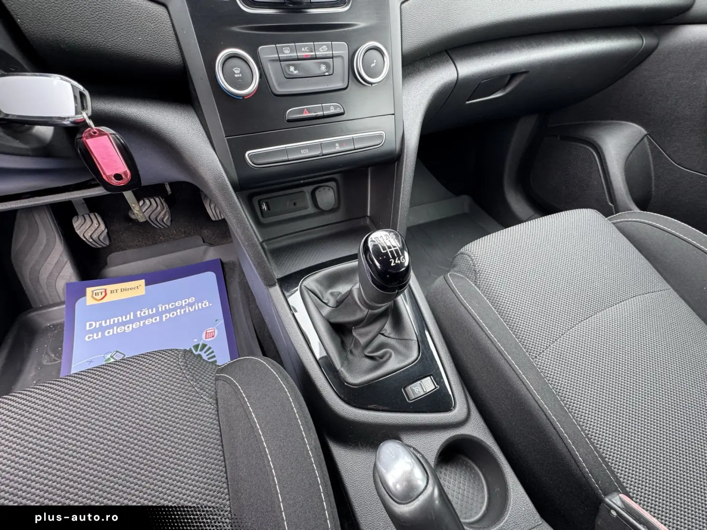RENAULT MEGANE    1.2 TCe    130 CP    NAVIGATIE